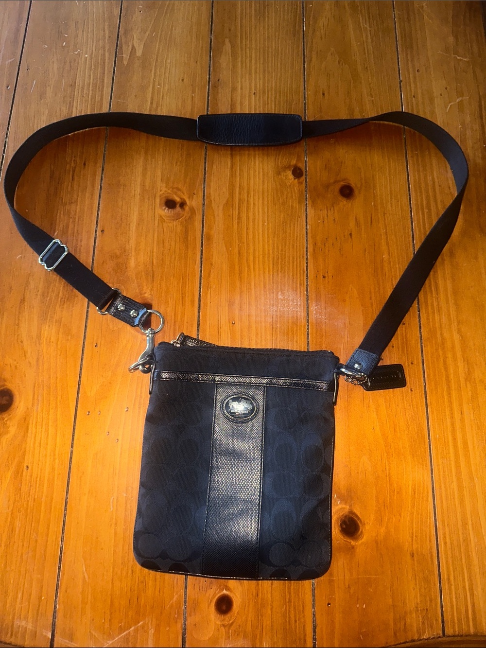 Coach Black Crossbody Bag- Y2K Vibes